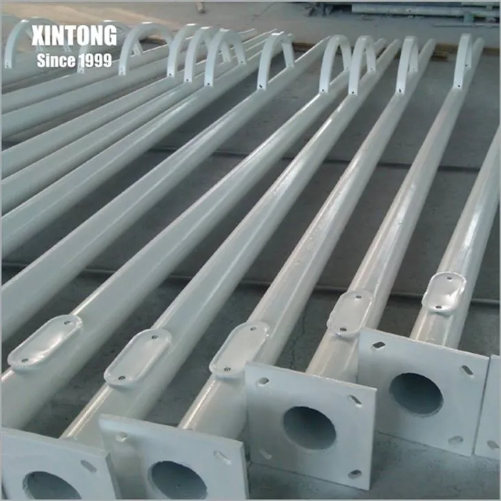 עמודי תאורת רחוב מתומנים חרוטיים